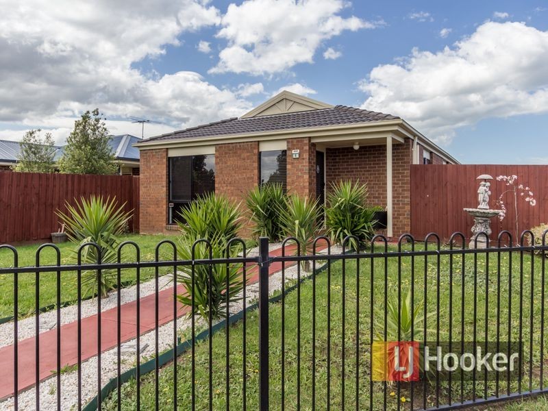 6 Venus Place, Cranbourne VIC 3977