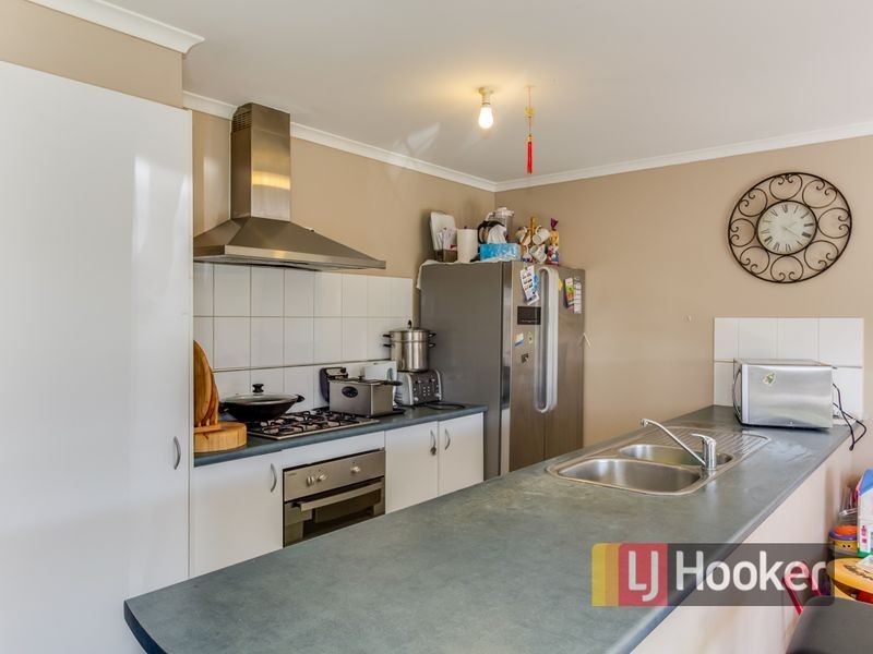 156 Harold Keys Drive, Narre Warren South VIC 3805