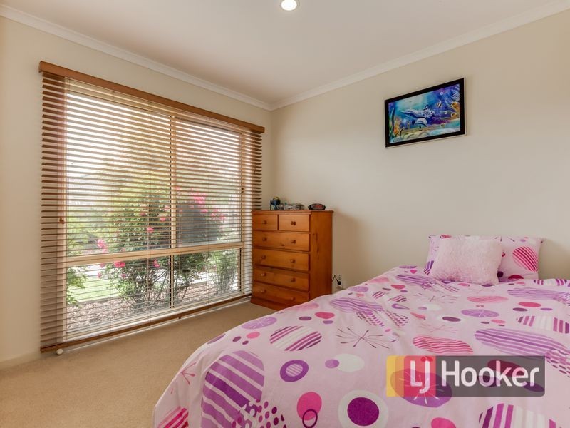 20 Merrijig Avenue, Cranbourne VIC 3977
