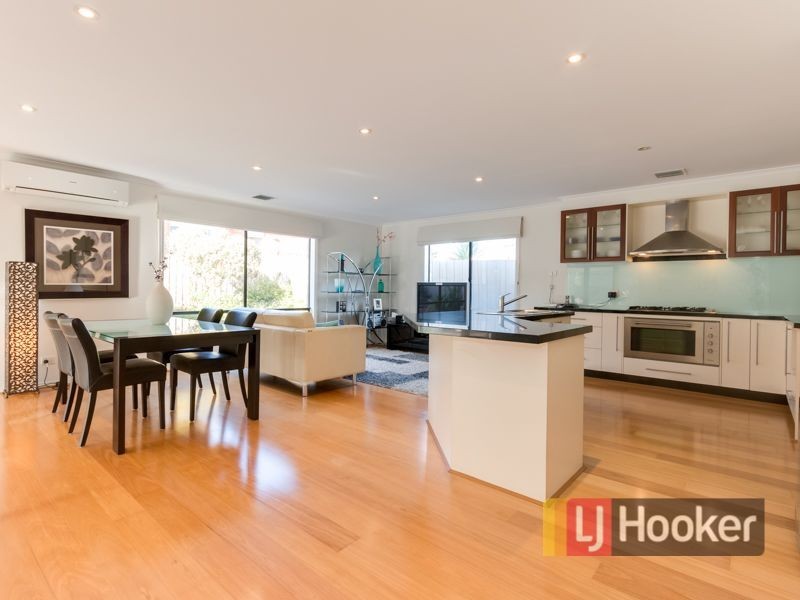 5 Nugong Court, Lynbrook VIC 3975