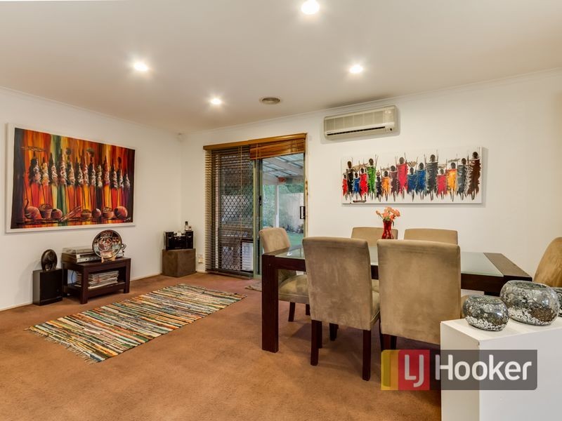 8 Karen Close, Narre Warren South VIC 3805