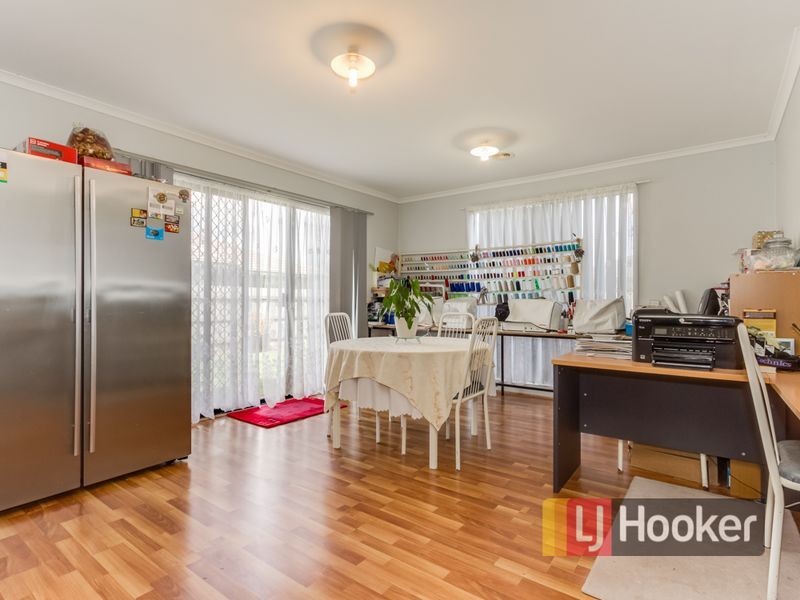 29 Staunton Walk, Cranbourne East VIC 3977