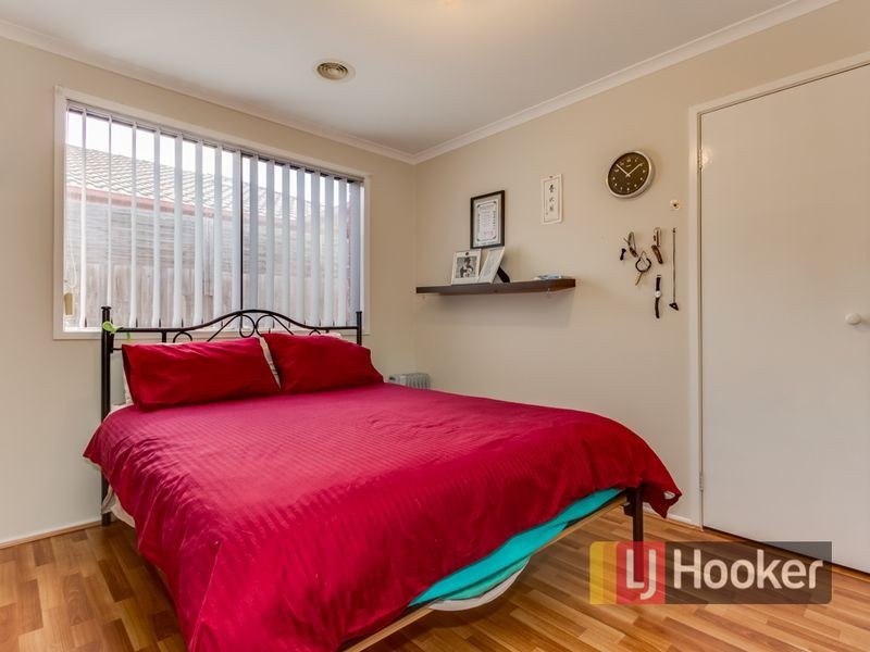 29 Staunton Walk, Cranbourne East VIC 3977