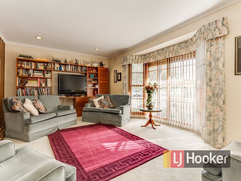 122 Somerville Road, Hampton Park VIC 3976