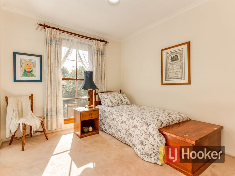 122 Somerville Road, Hampton Park VIC 3976