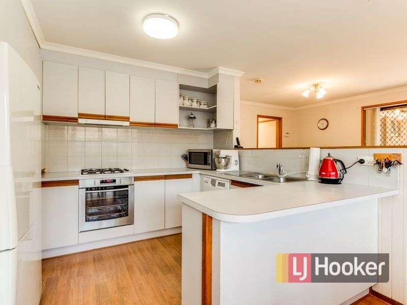 14 Hollydale Close, Berwick VIC 3806