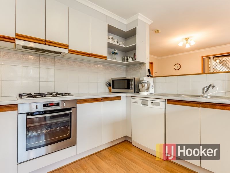 14 Hollydale Close, Berwick VIC 3806
