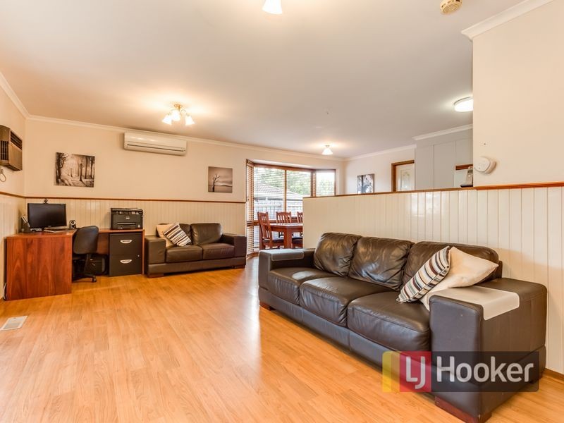 14 Hollydale Close, Berwick VIC 3806
