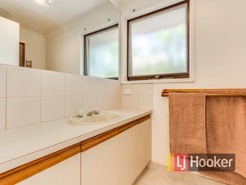 14 Hollydale Close, Berwick VIC 3806