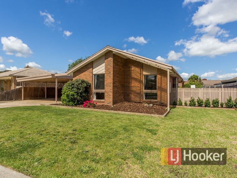 14 Hollydale Close, Berwick VIC 3806