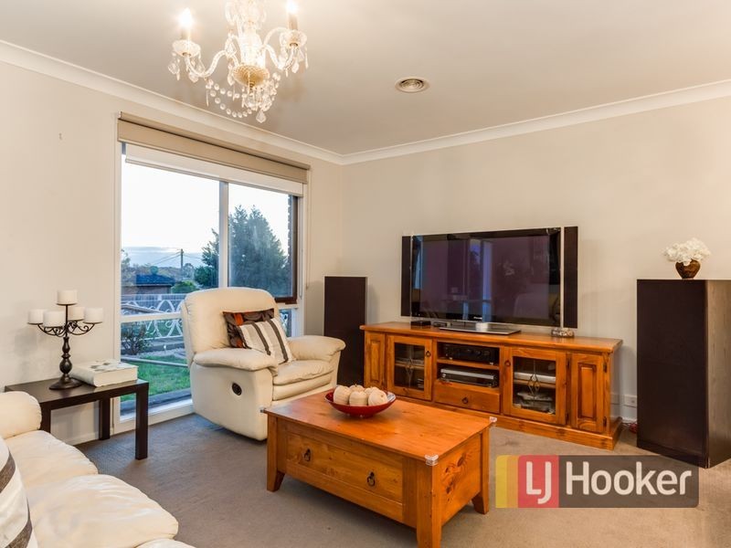 12 Briarley Court, Hampton Park VIC 3976