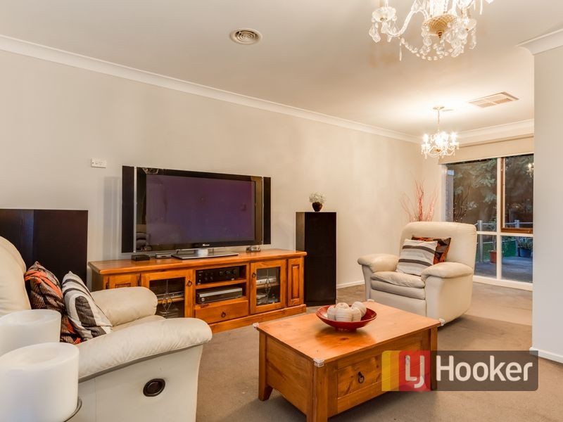 12 Briarley Court, Hampton Park VIC 3976
