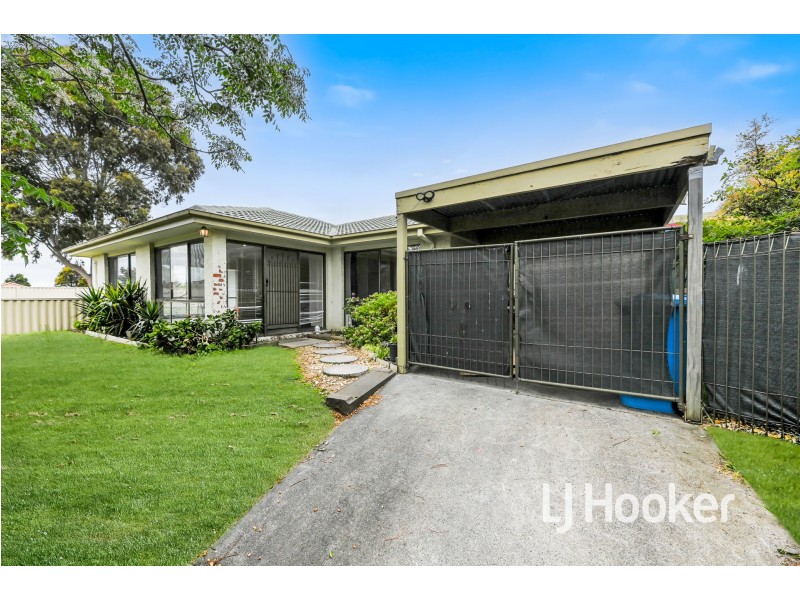 5 Springfield Crescent, Hampton Park VIC 3976