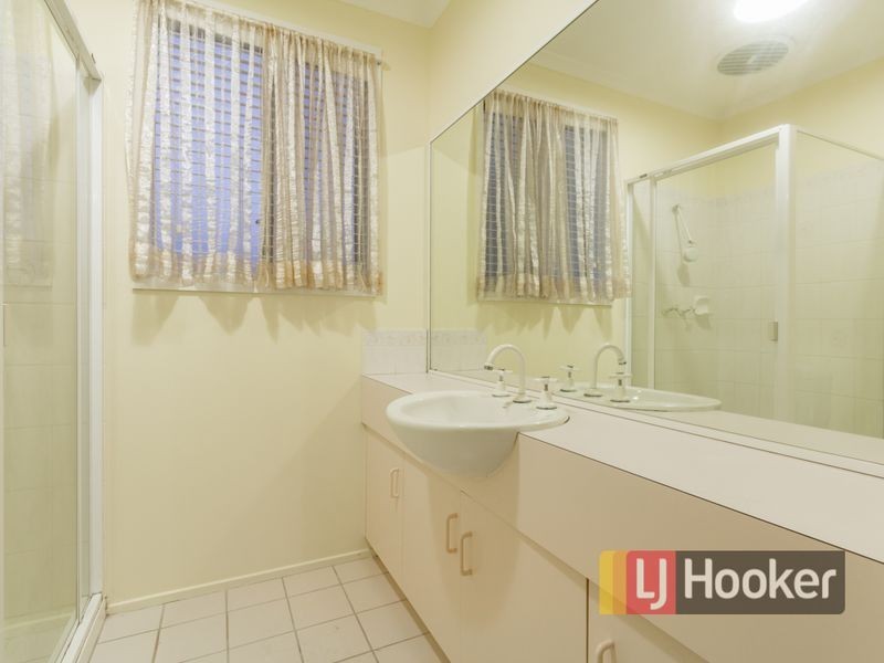 2 Finbar Court, Narre Warren South VIC 3805