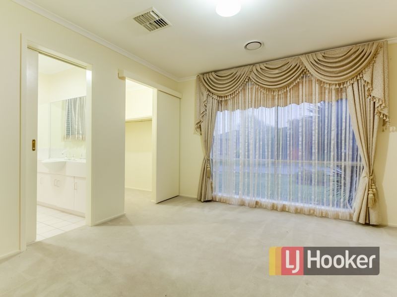 2 Finbar Court, Narre Warren South VIC 3805