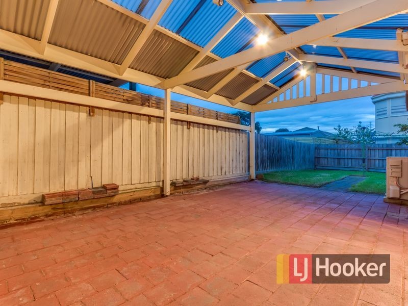 2 Finbar Court, Narre Warren South VIC 3805