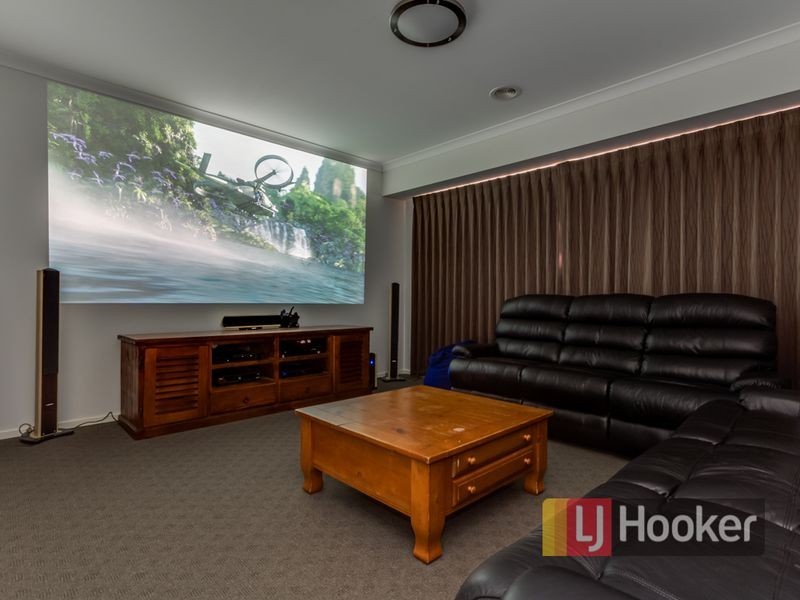 4 Lancashire Drive, Cranbourne North VIC 3977