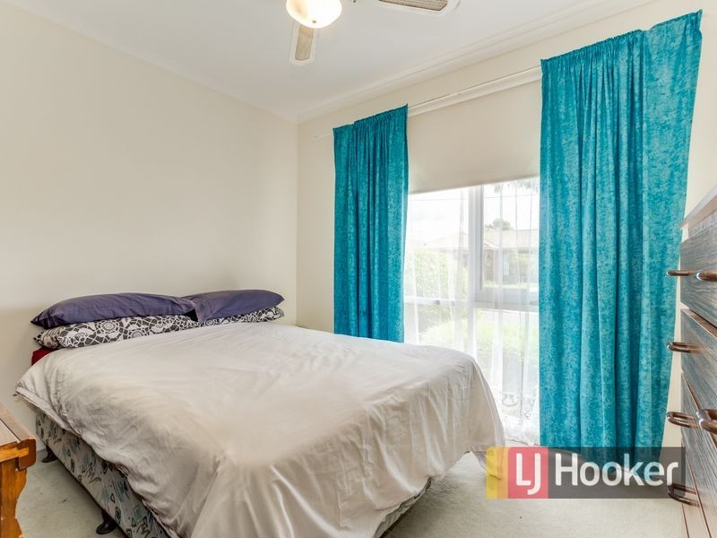 1 Bates Street, Cranbourne West VIC 3977