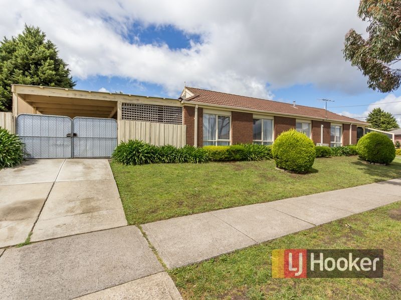 1 Bates Street, Cranbourne West VIC 3977