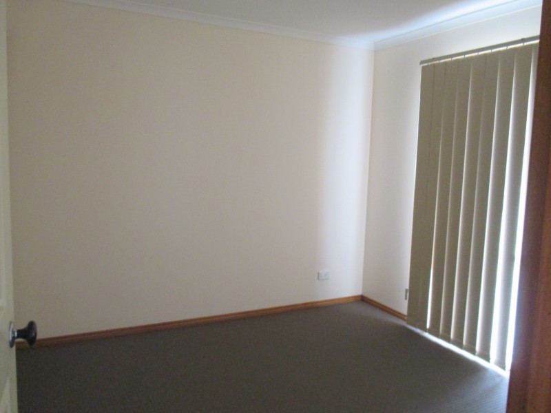 1B Rachel Drive, Cranbourne North VIC 3977