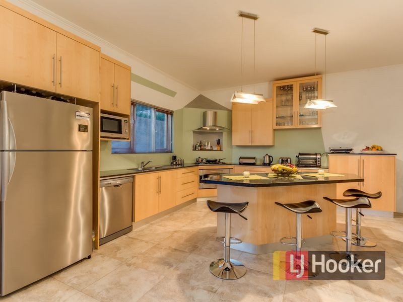 41 Montbrae Circuit, Narre Warren North VIC 3804