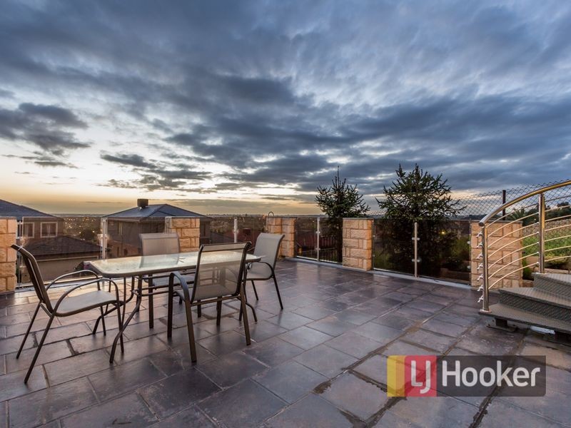 41 Montbrae Circuit, Narre Warren North VIC 3804