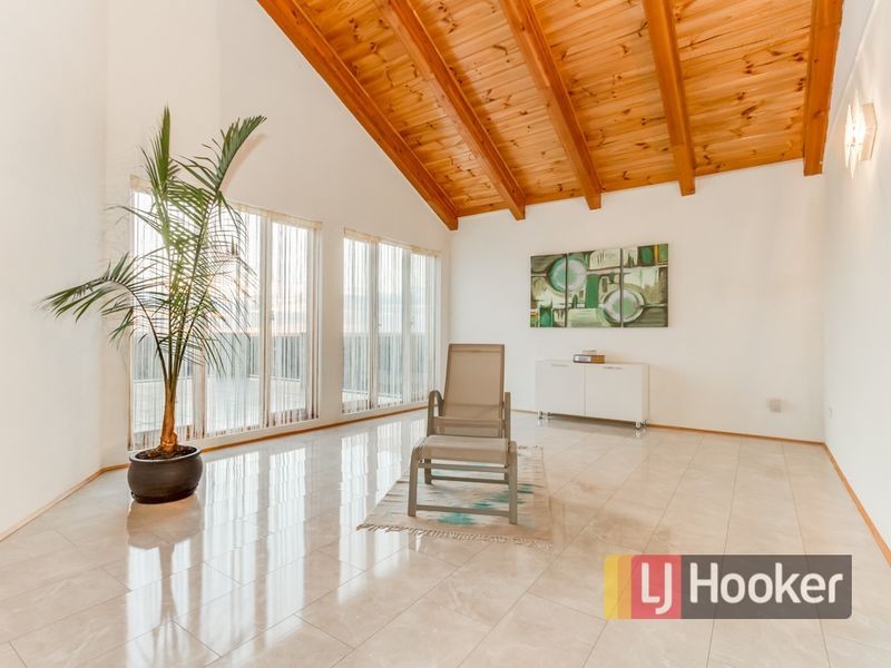 41 Montbrae Circuit, Narre Warren North VIC 3804