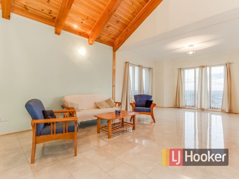 41 Montbrae Circuit, Narre Warren North VIC 3804