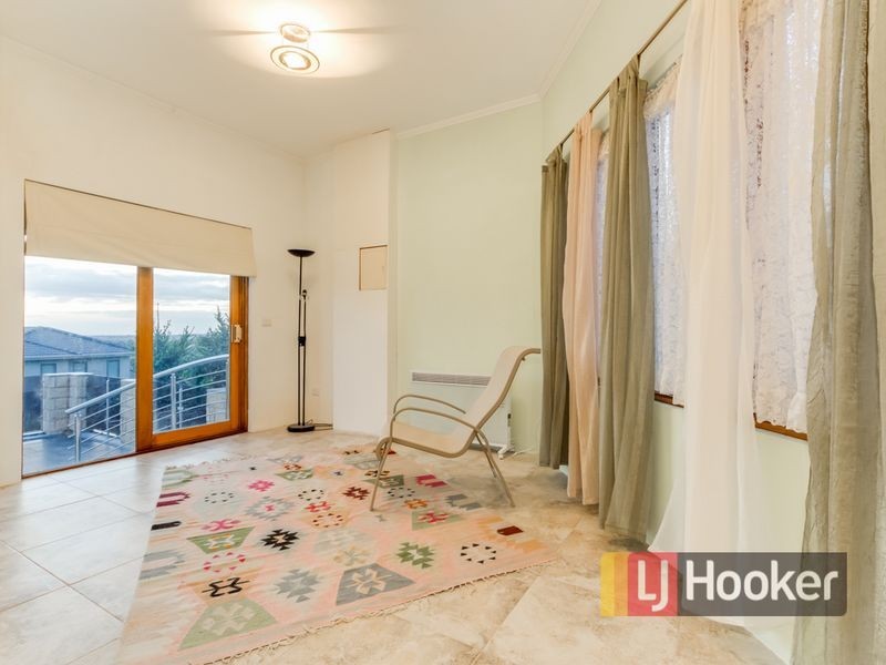 41 Montbrae Circuit, Narre Warren North VIC 3804