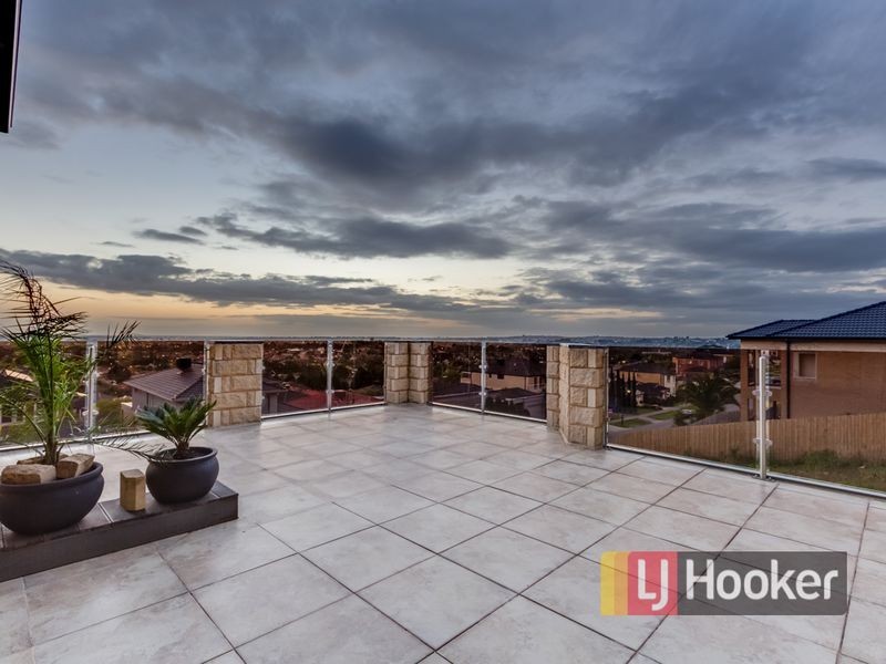 41 Montbrae Circuit, Narre Warren North VIC 3804