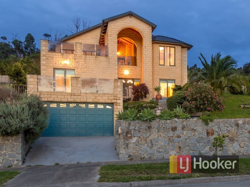 41 Montbrae Circuit, Narre Warren North VIC 3804