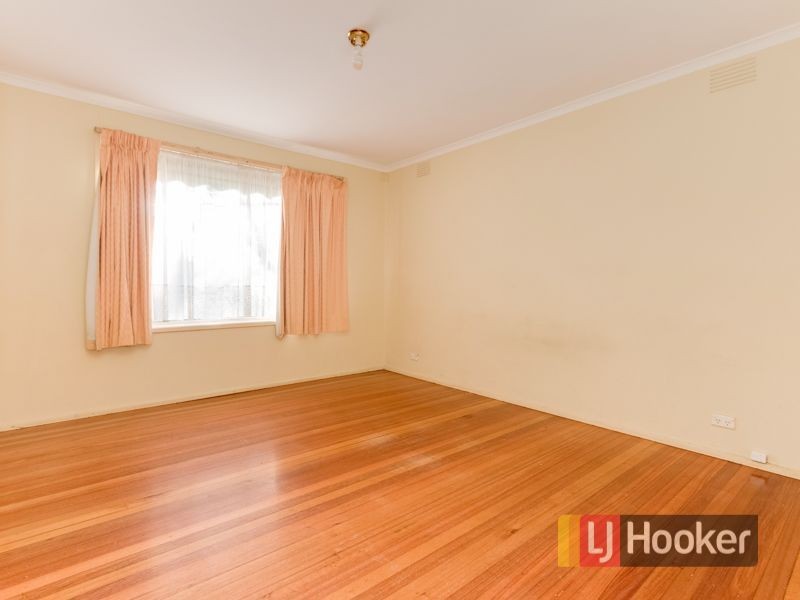 12 Winnima Avenue, Hampton Park VIC 3976