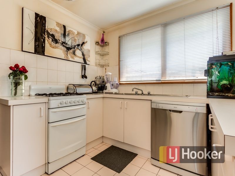35 Lauren Drive, Hampton Park VIC 3976