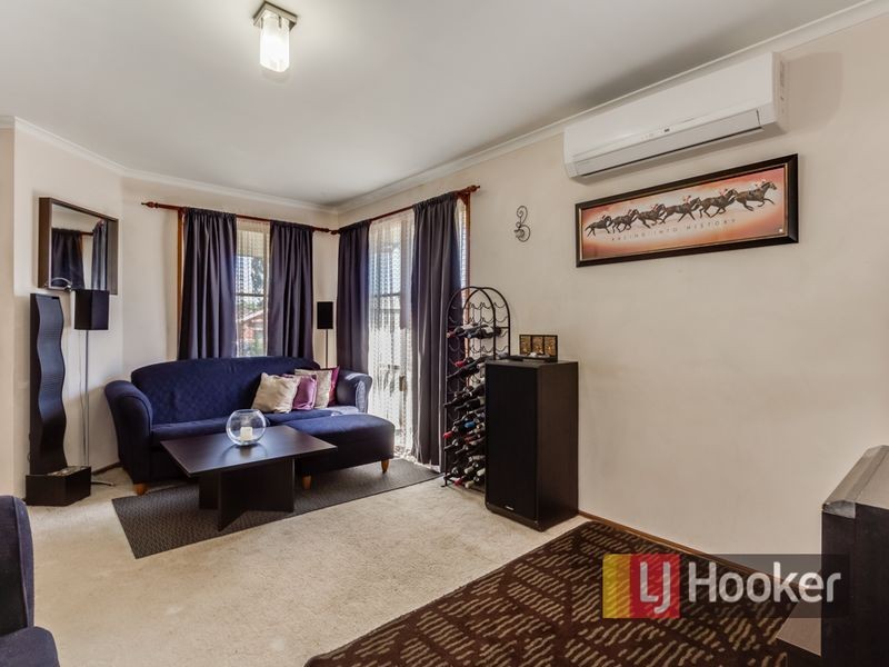 35 Lauren Drive, Hampton Park VIC 3976