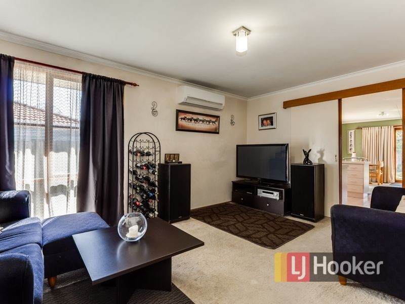 35 Lauren Drive, Hampton Park VIC 3976