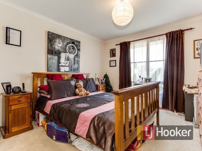 35 Lauren Drive, Hampton Park VIC 3976