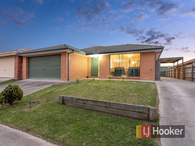 43 Karoonda Way, Hampton Park VIC 3976