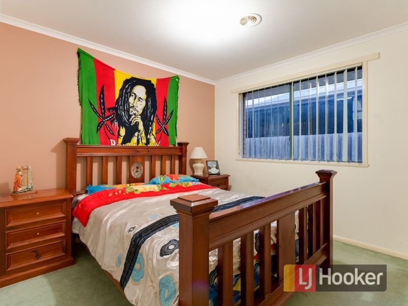 43 Karoonda Way, Hampton Park VIC 3976