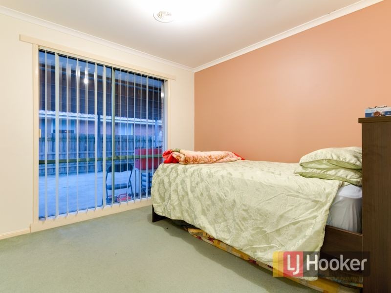 43 Karoonda Way, Hampton Park VIC 3976