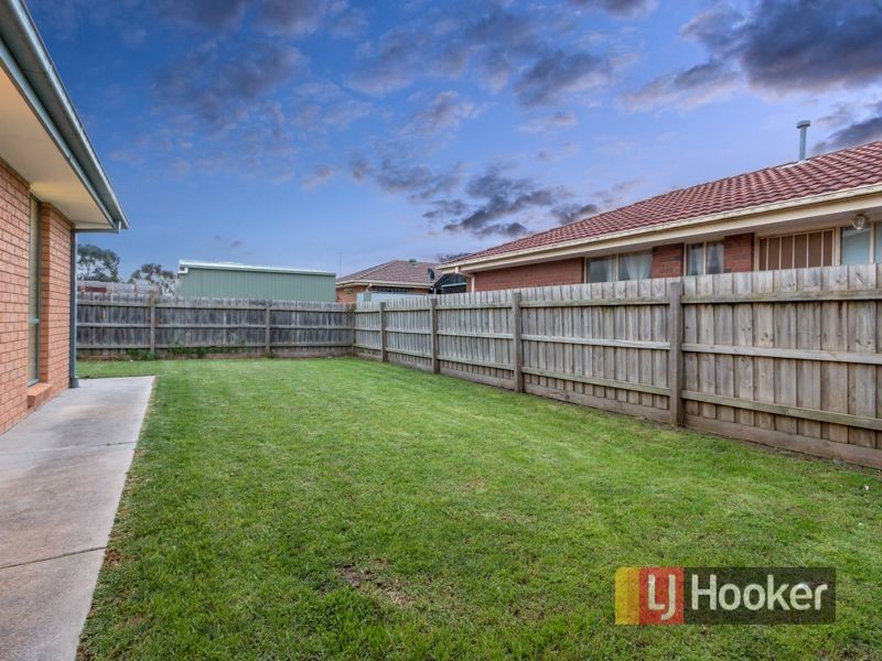 43 Karoonda Way, Hampton Park VIC 3976