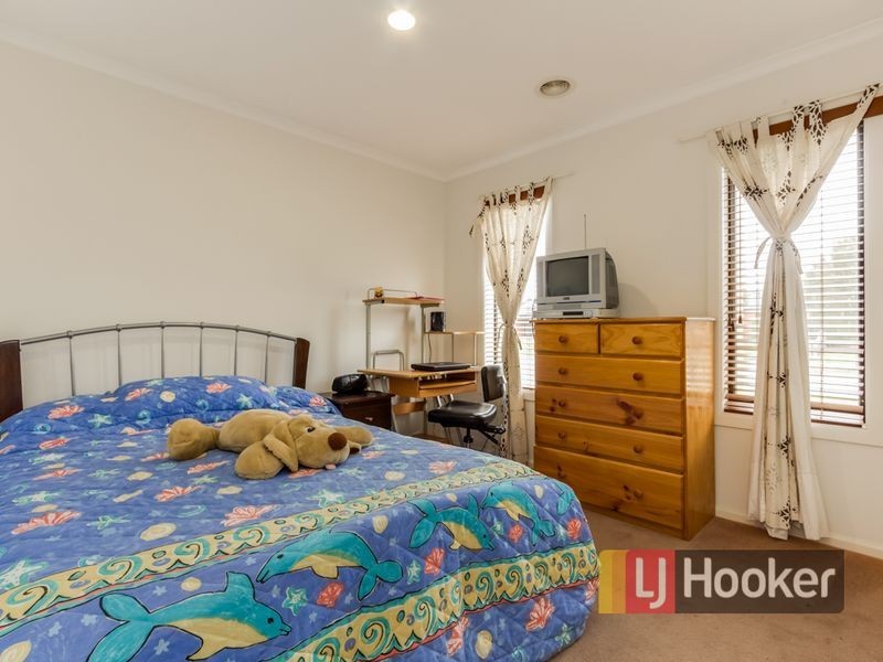 36 Majestic Boulevard, Cranbourne VIC 3977