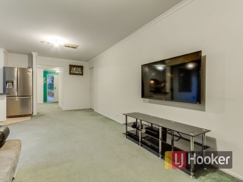 21 Eureka Crescent, Narre Warren South VIC 3805
