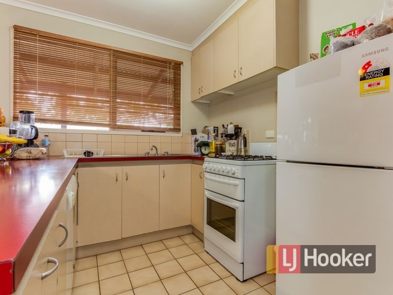 7 Warren Close, Narre Warren VIC 3805