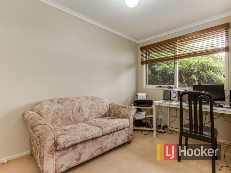 7 Warren Close, Narre Warren VIC 3805