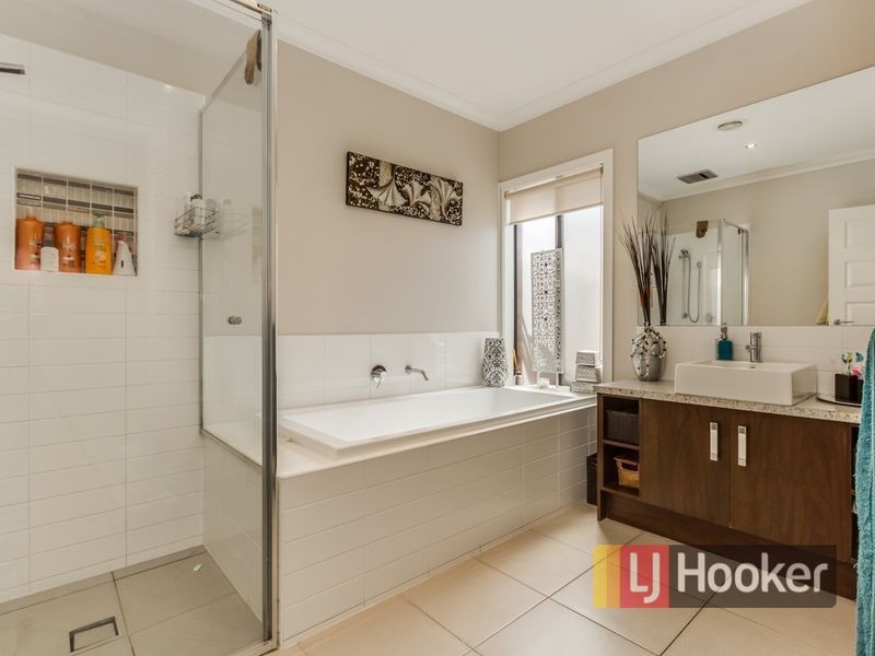12 Azimuth Close, Narre Warren South VIC 3805