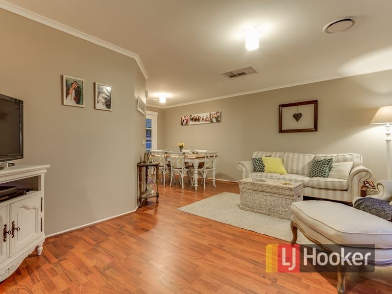 5 Bertrand Close, Berwick VIC 3806