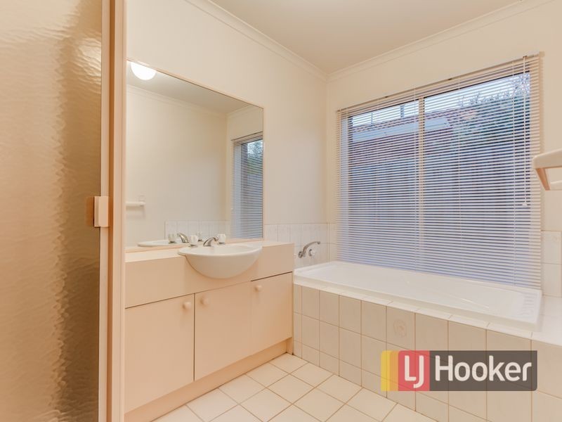 15 Terrapin Drive, Narre Warren South VIC 3805