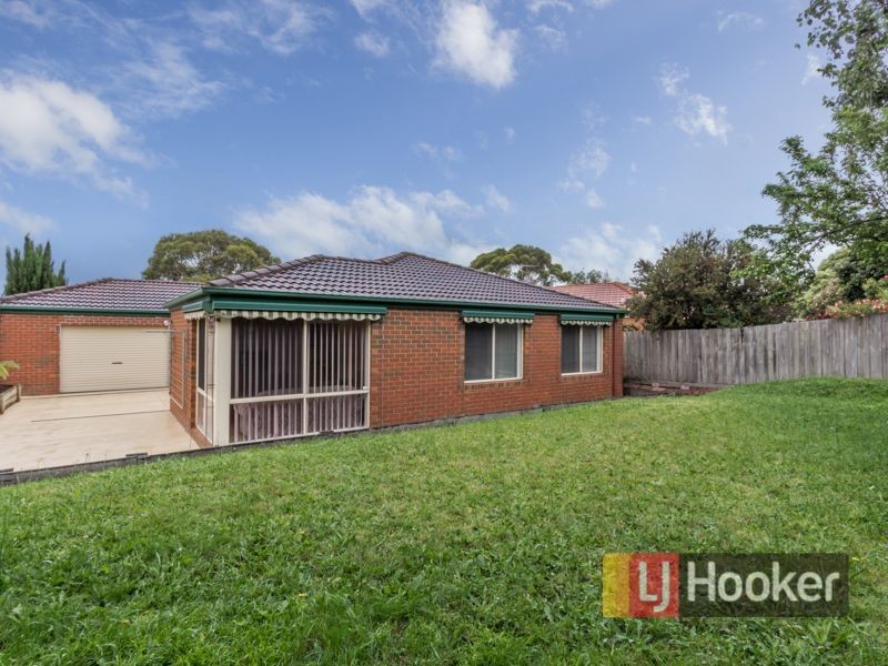 15 Terrapin Drive, Narre Warren South VIC 3805