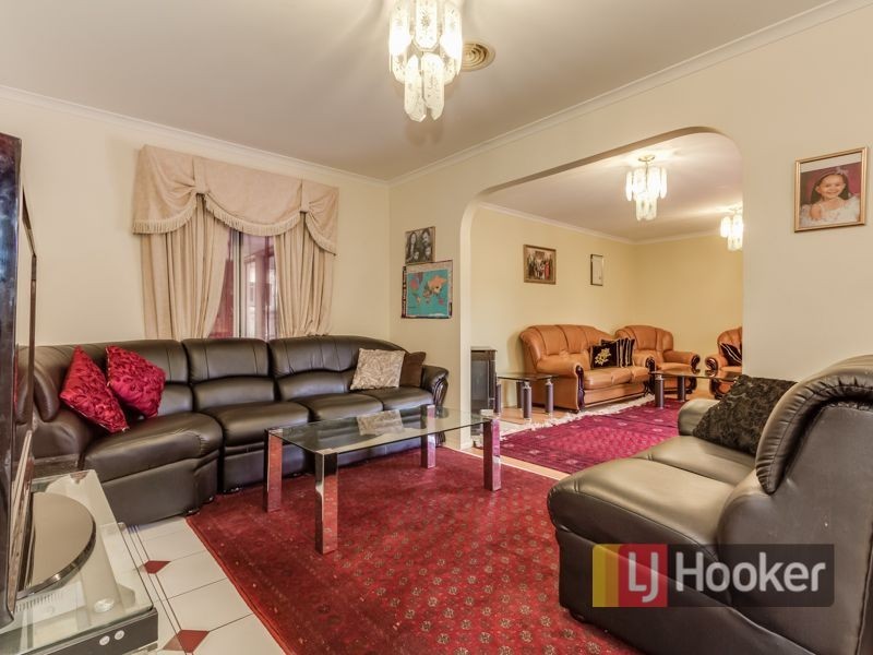 132 Hinrichsen Drive, Hallam VIC 3803