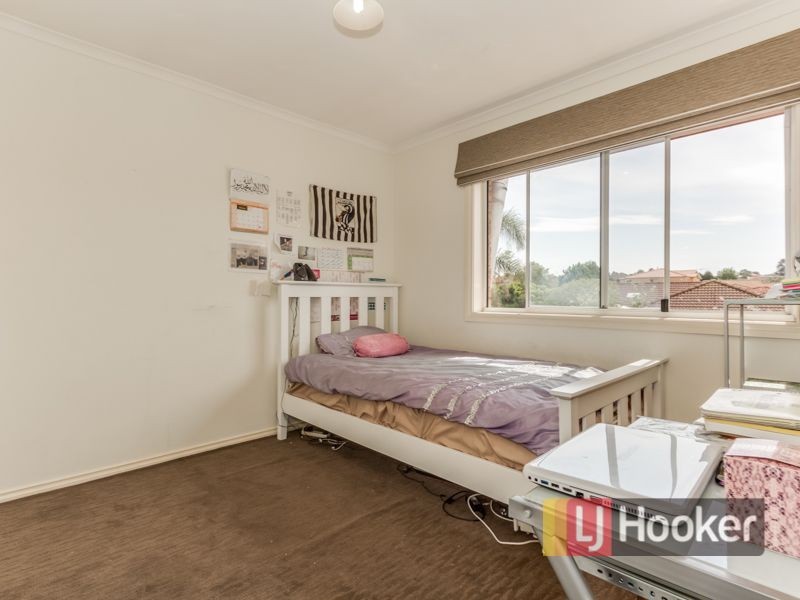 132 Hinrichsen Drive, Hallam VIC 3803